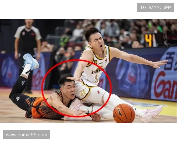 [CBA]弗格三双 辽宁轻取福建.